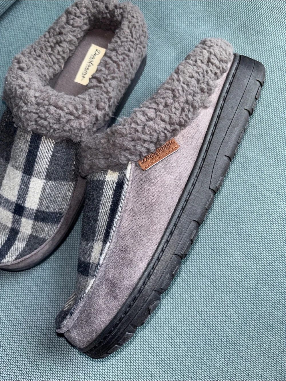Dearfoams Cozy Comfort plaid upper